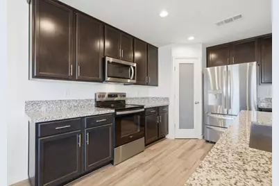 2198 W Ambassador Way, Hanford, CA 93230 - Photo 15
