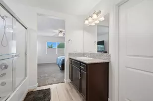 2198 W Ambassador Wy, Hanford, CA 93230 - Photo 37