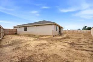 2198 W Ambassador Wy, Hanford, CA 93230 - Photo 39