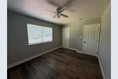4917 N Holt Avenue #103, Fresno, CA 93705 - Photo 9