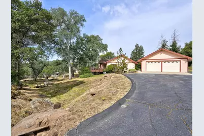 45577 Meadow Brook Way, Coarsegold, CA 93614 - Photo 5
