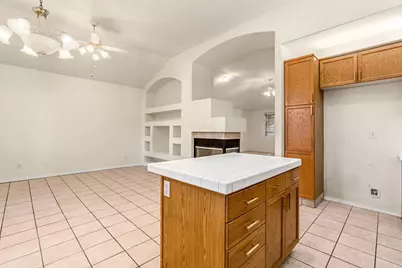 7633 N Hanna Avenue, Fresno, CA 93722 - Photo 13