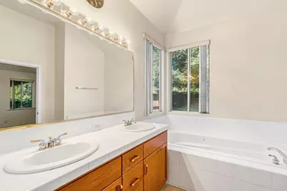 7633 N Hanna Avenue, Fresno, CA 93722 - Photo 17