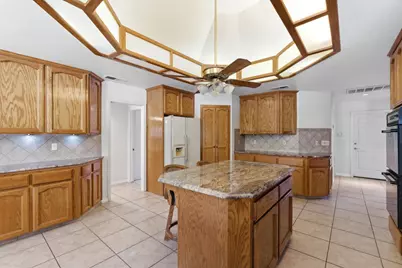 2876 Carolina Avenue, Clovis, CA 93611 - Photo 13