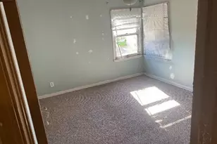 1343 N Esther Way, Fresno, CA 93728 - Photo 7