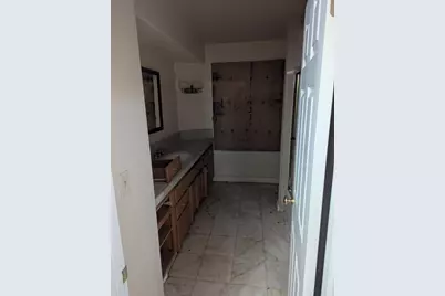 1729 W Spruce Avenue, Fresno, CA 93711 - Photo 7