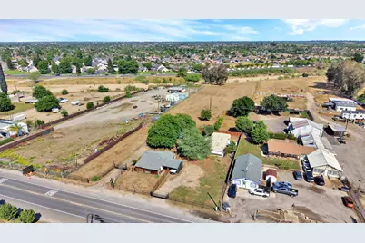 27765 Highway 145, Madera, CA 93638 - Photo 9