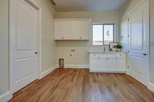 2189 E Strathspey Way, Fresno, CA 93730 - Photo 31