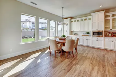 2189 E Strathspey Way, Fresno, CA 93730 - Photo 15
