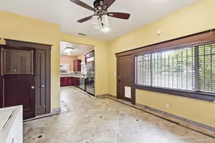 807 N Van Ness Ave, Fresno, CA 93728 - Photo 29