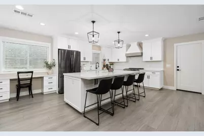 6220 S Clara Avenue, Fresno, CA 93706 - Photo 1