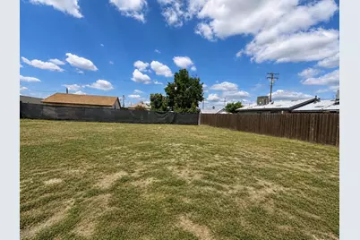 13936 Front Street, Armona, CA 93202 - Photo 11