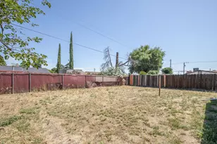 4777 E Shields Ave, Fresno, CA 93726 - Photo 39