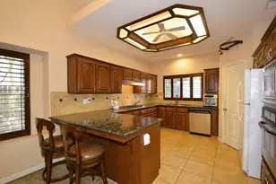 2976 E Christopher Dr, Fresno, CA 93720 - Photo 5