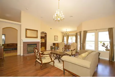 2976 E Christopher Drive, Fresno, CA 93720 - Photo 3