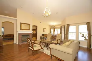 2976 E Christopher Dr, Fresno, CA 93720 - Photo 3