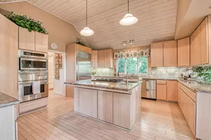 39649 Crest Point Ln, Shaver Lake, CA 93664 - Photo 21