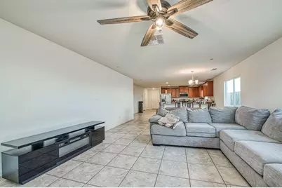 4367 W Saginaw Way, Fresno, CA 93722 - Photo 31