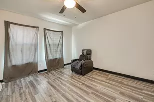 4367 W Saginaw Way, Fresno, CA 93722 - Photo 21