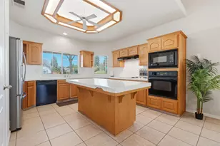 4651 W Morris Ave, Fresno, CA 93722 - Photo 13