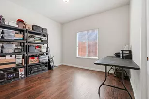 4651 W Morris Ave, Fresno, CA 93722 - Photo 29