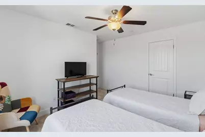 6326 W Richert Avenue, Fresno, CA 93723 - Photo 31