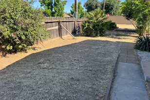 3988 N Fresno St, Fresno, CA 93726 - Photo 29