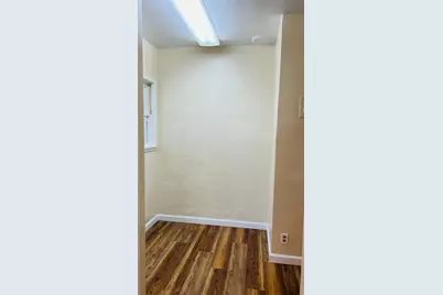 523 W Ivy Street, Hanford, CA 93230 - Photo 13