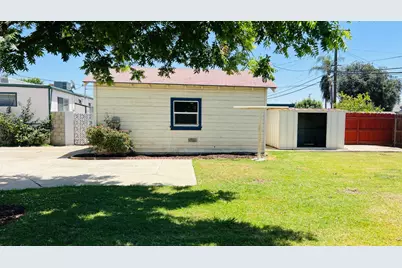 523 W Ivy Street, Hanford, CA 93230 - Photo 31