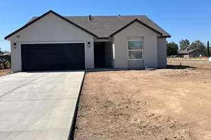 25566 Martin St, Madera, CA 93638 - Photo 1