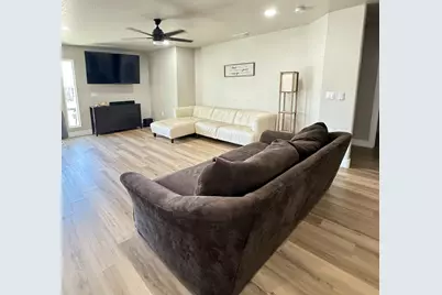 25566 Martin Street, Madera, CA 93638 - Photo 3