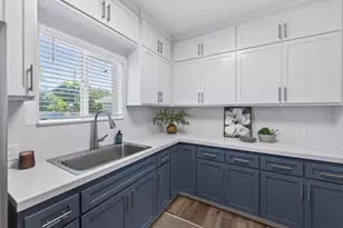 1348 Union St, Kingsburg, CA 93631 - Photo 3