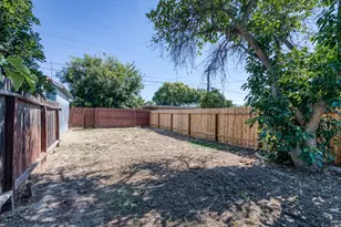 1348 Union St, Kingsburg, CA 93631 - Photo 23