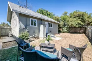1348 Union St, Kingsburg, CA 93631 - Photo 19