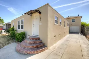 2477 S 9th St, Fresno, CA 93725 - Photo 7