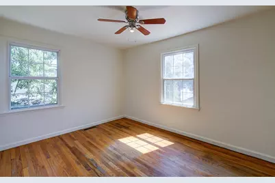 2477 S 9th Street, Fresno, CA 93725 - Photo 17