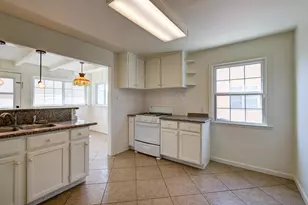 2477 S 9th St, Fresno, CA 93725 - Photo 13