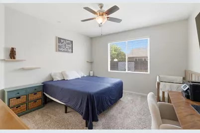 1383 E Donnybrook Place, Hanford, CA 93230 - Photo 31