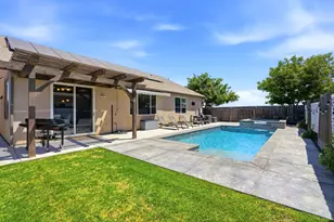 1383 E Donnybrook Pl, Hanford, CA 93230 - Photo 39
