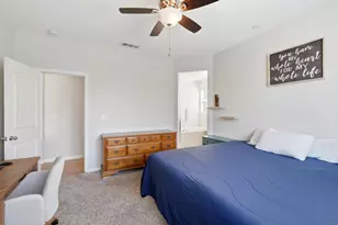 1383 E Donnybrook Pl, Hanford, CA 93230 - Photo 33