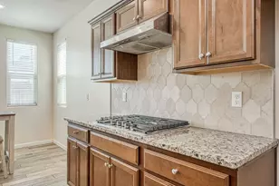 6336 N Santa Lucia Way, Fresno, CA 93722 - Photo 13