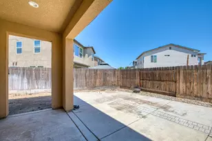6336 N Santa Lucia Way, Fresno, CA 93722 - Photo 31