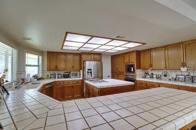 3029 Cypress Avenue, Kingsburg, CA 93631 - Photo 9