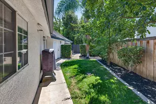 1306 E Valley Forge Dr, Fresno, CA 93720 - Photo 75