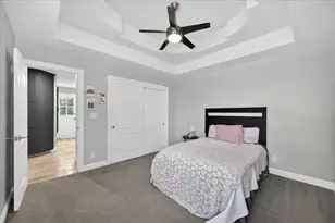 1306 E Valley Forge Dr, Fresno, CA 93720 - Photo 33