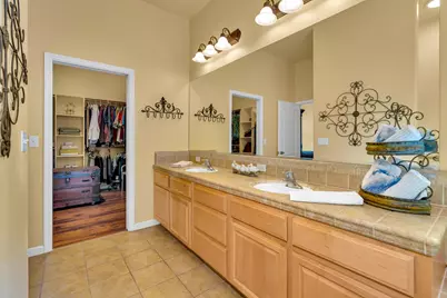 17028 Granite Falls Way, Madera, CA 93610 - Photo 29