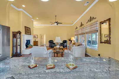 17028 Granite Falls Way, Madera, CA 93610 - Photo 21