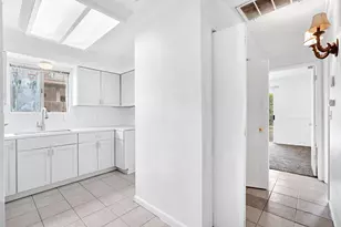 4466 N Cornelia Ave, Fresno, CA 93722 - Photo 9