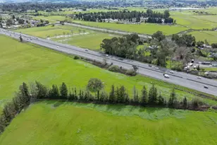 100 Orchard Ln, Petaluma, CA 94952 - Photo 7