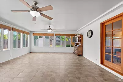 112 Aragon Court, Vallejo, CA 94591 - Photo 23